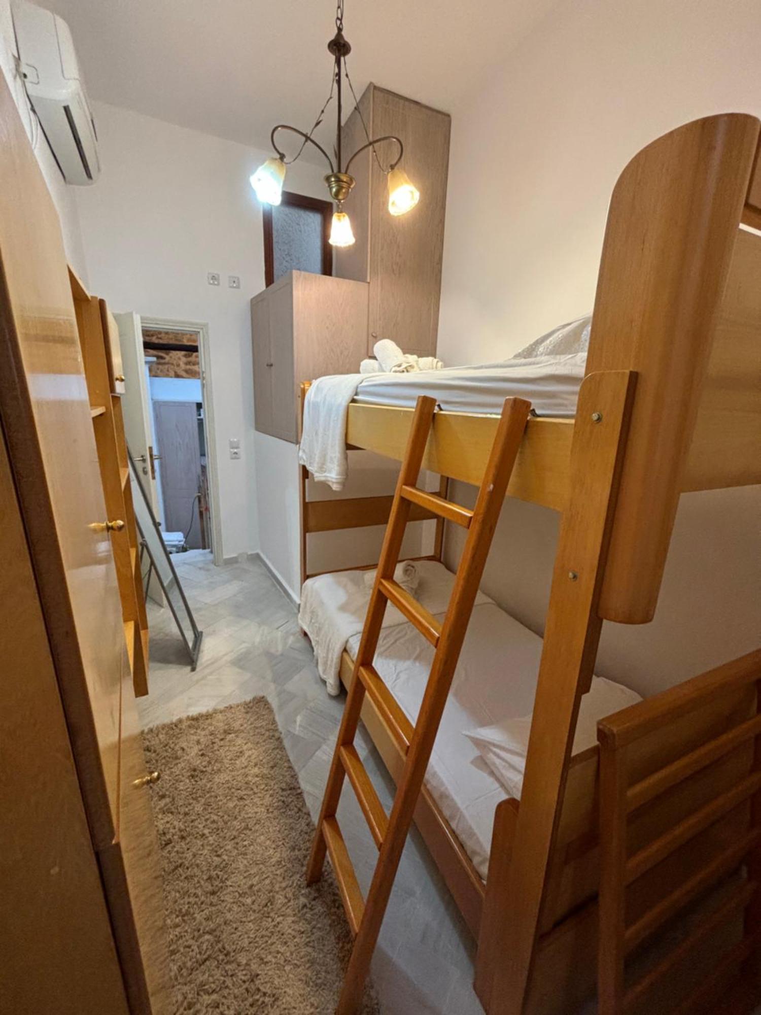 Vilitsa Holiday House Pirjí Kültér fotó
